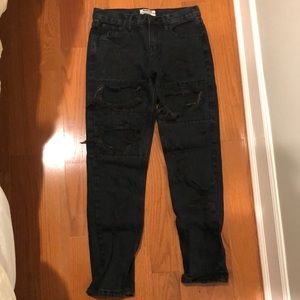 Distressed jeans size 24